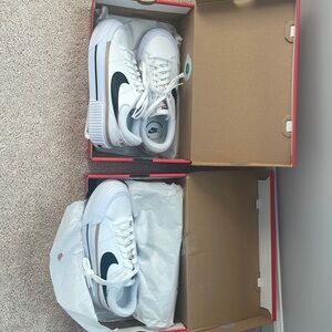 1 pair of Nike court legacy lift. Sz 8.5.